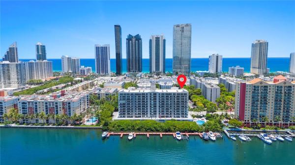 17050 N BAY RD #PH1201, SUNNY ISLES BEACH, FL 33160
