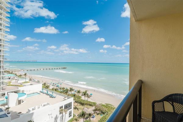 16275 COLLINS AVE #902, SUNNY ISLES BEACH, FL 33160