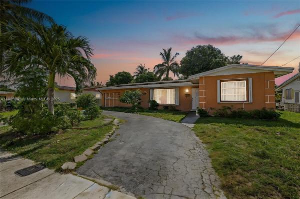 LAUDERDALE LAKES EAST GAT