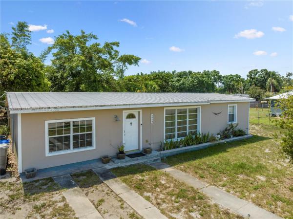 VERO BEACH HIGHLANDS UNIT