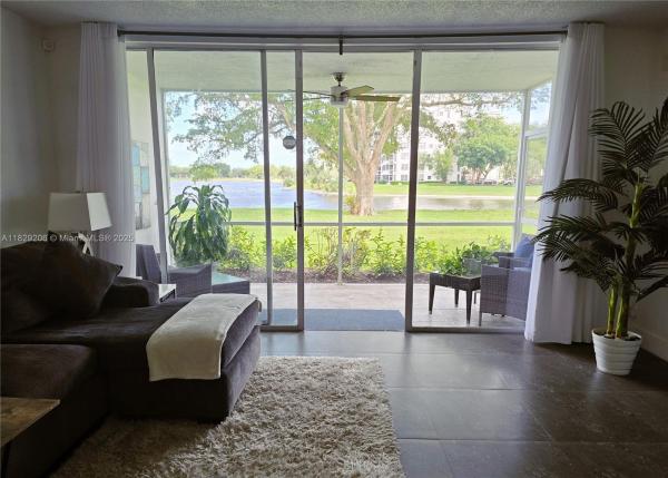 PALM AIRE COUNTRY CLUB