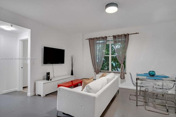 Venetian Villas of SOBE