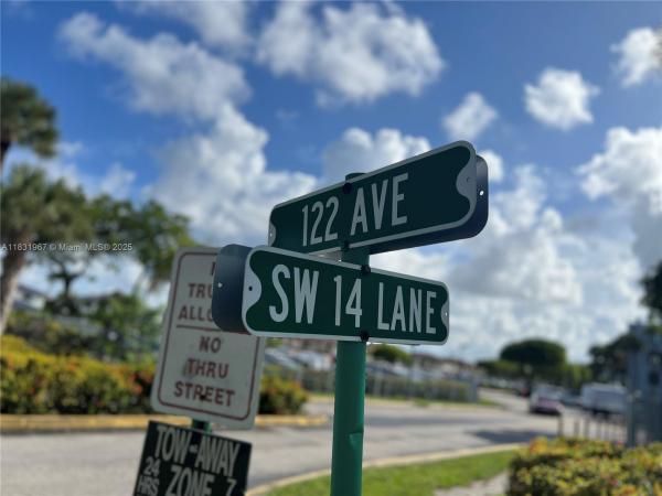 VISTA DEL LAGO CONDO PH 2