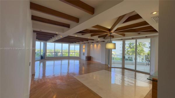 21150 POINT PL #701, AVENTURA, FL 33180