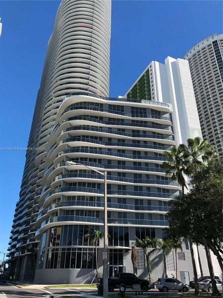 1000 BRICKELL PLZ #2805, MIAMI, FL 33131