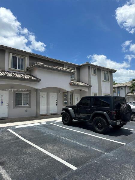 DORAL GRAND CONDO