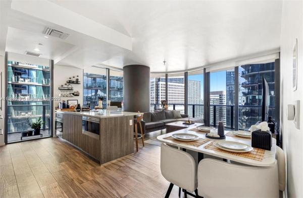 801 S MIAMI AVE #3605, MIAMI, FL 33130