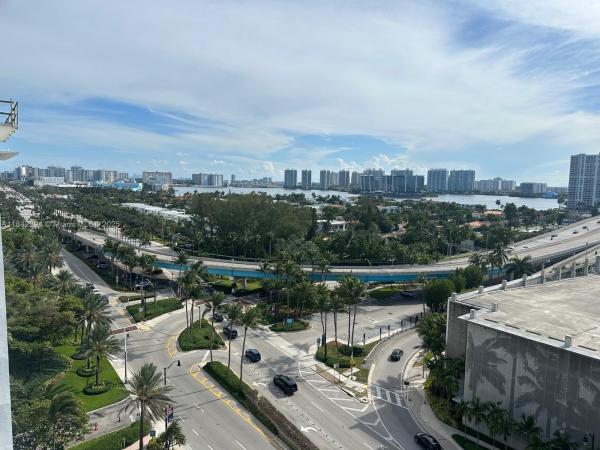 19201 COLLINS AVE #1133, SUNNY ISLES BEACH, FL 33160