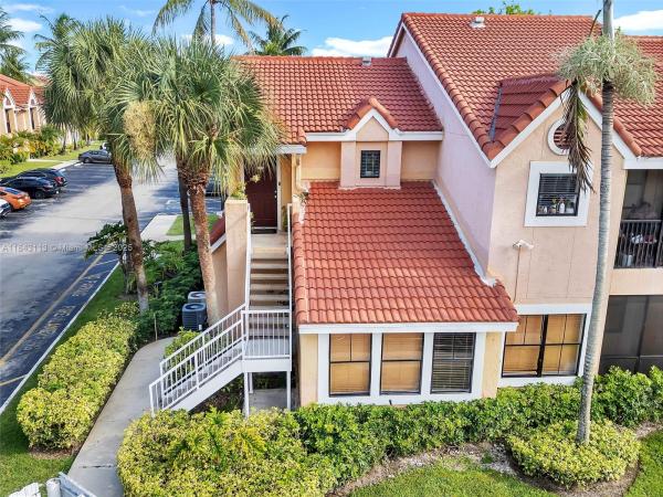 BISCAYNE BEACH CLUB CONDO