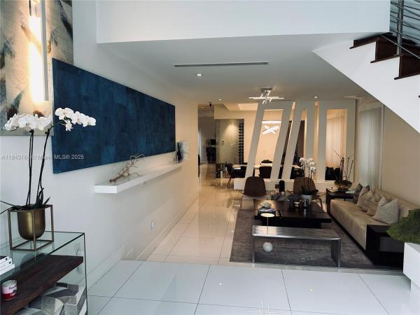 OASIS PARK SQUARE AT DORA