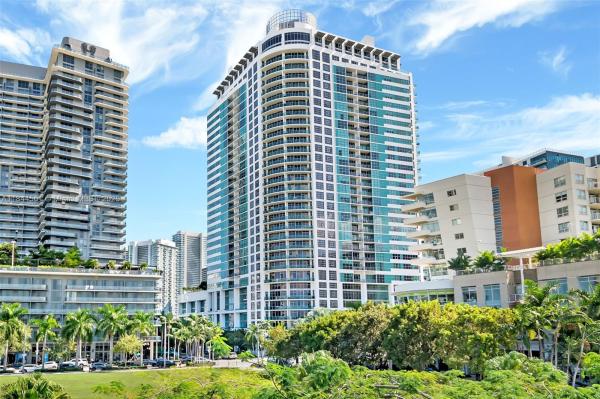FOUR MIDTOWN MIAMI CONDO