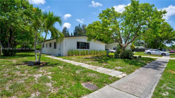 LAUDERDALE MANORS AMD PLA