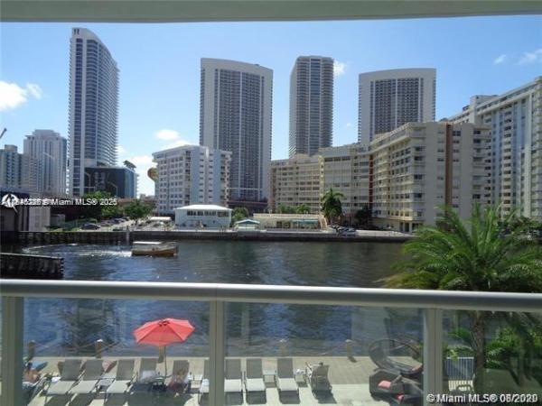 2600 E HALLANDALE BEACH BLVD #T301, HALLANDALE BEACH, FL 33009