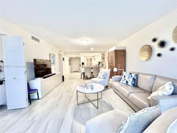 NO 70 PALM-AIRE COUNTRY C