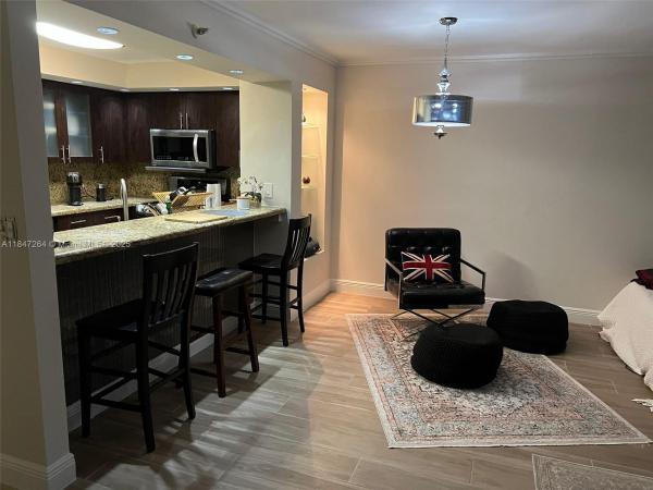 MADISON DOWNTOWN CONDO