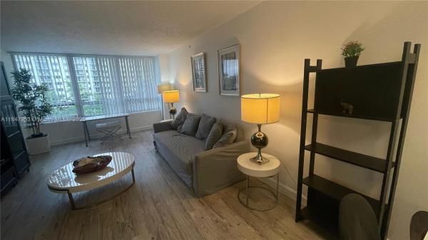 FLAMINGO SOUTH BEACH I CO