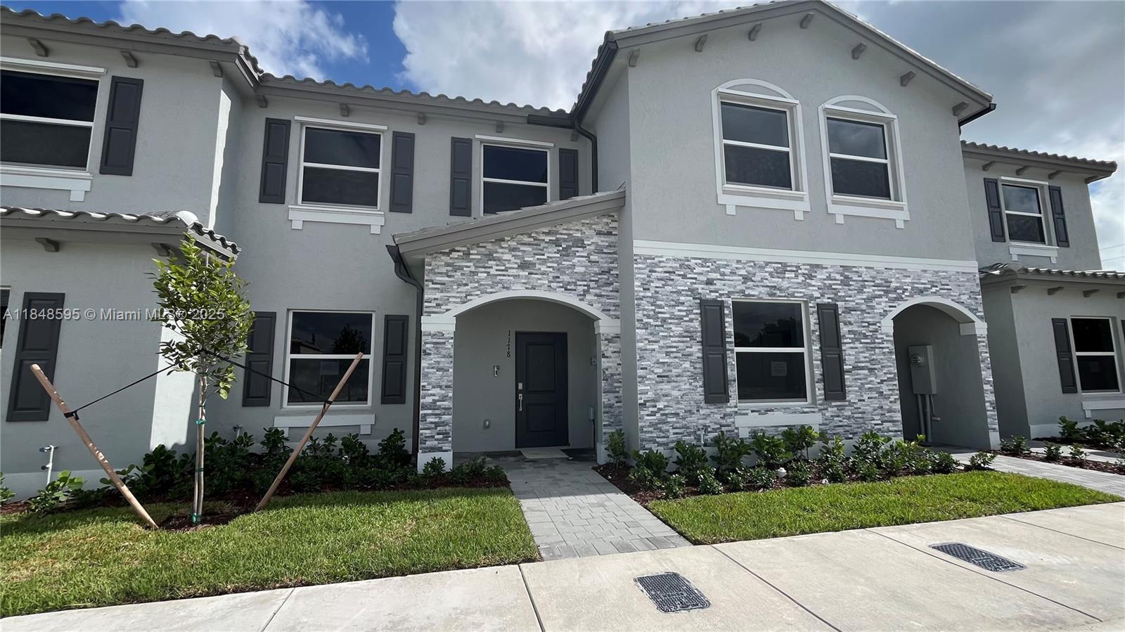 Le Jardine - фото