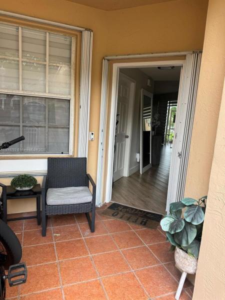 REGATTA POINTE CONDO NO T