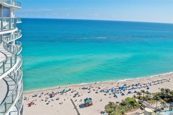 17475 COLLINS AVE #2003, SUNNY ISLES BEACH, FL 33160