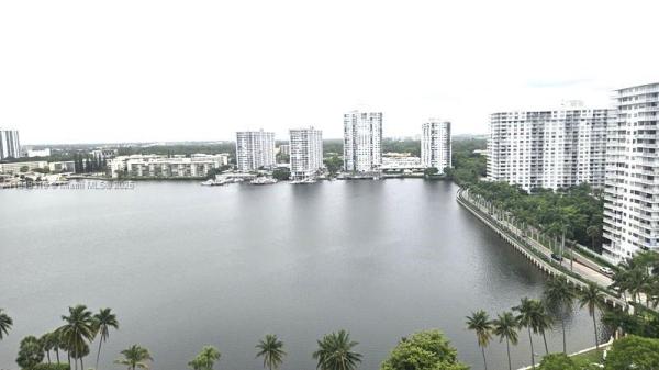 TOWER AT BISCAYNE COVE CO