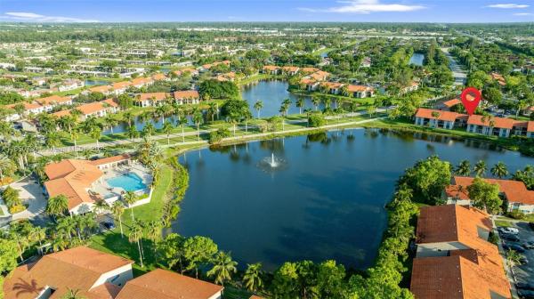 PALM BEACH PLACE CONDO