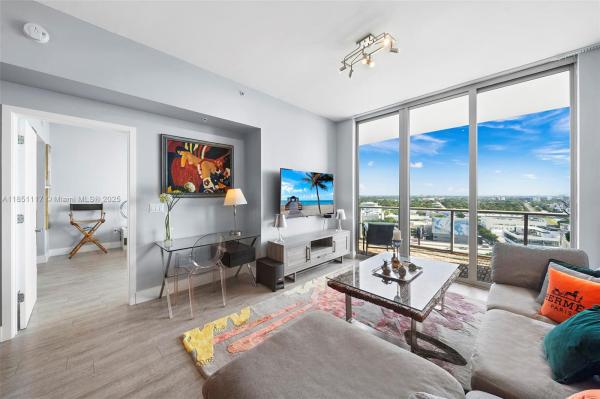 TWO MIDTOWN MIAMI CONDO