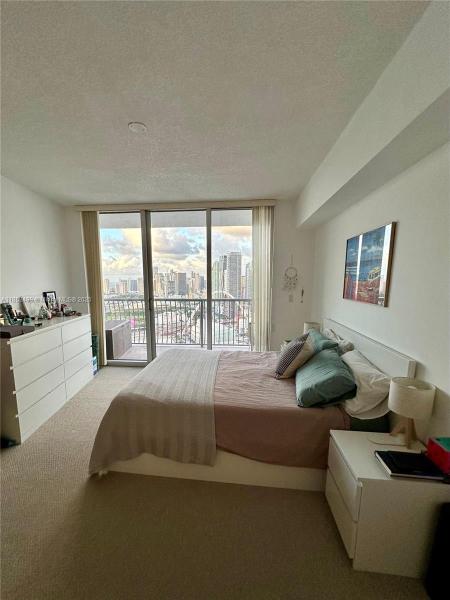 1750 N BAYSHORE DR #4712, MIAMI, FL 33132