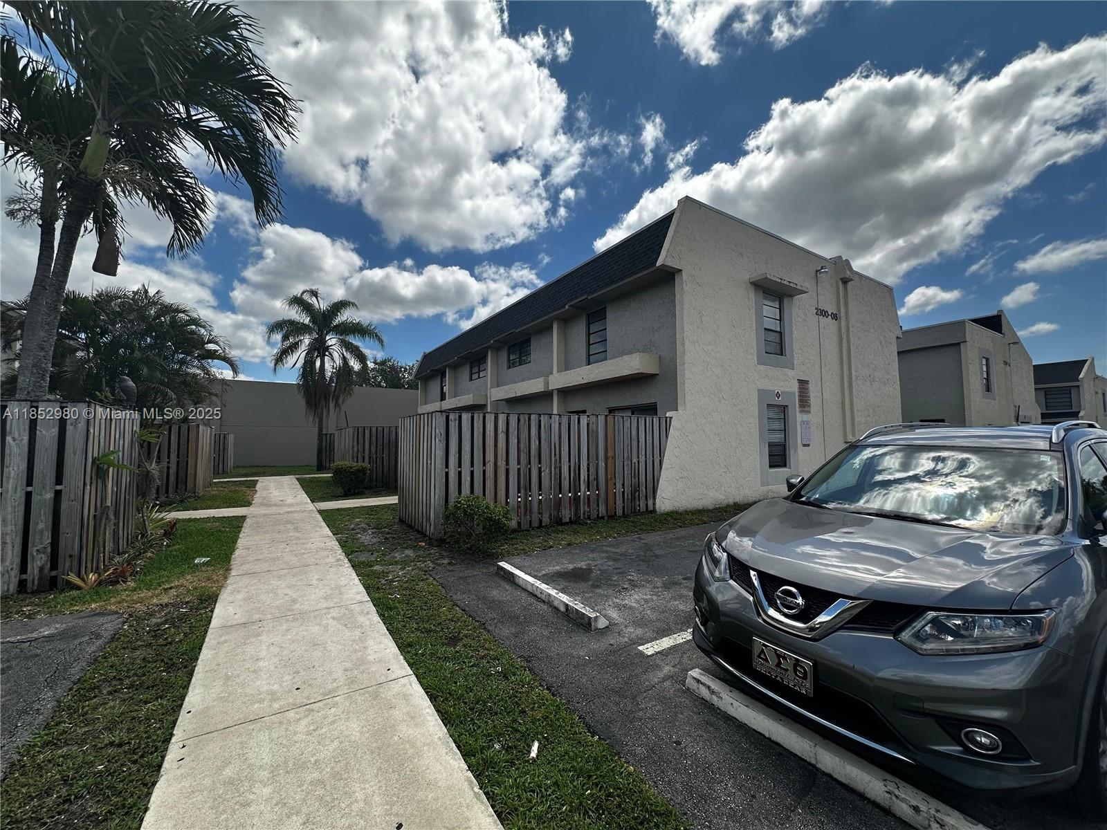 Century Garden - фото