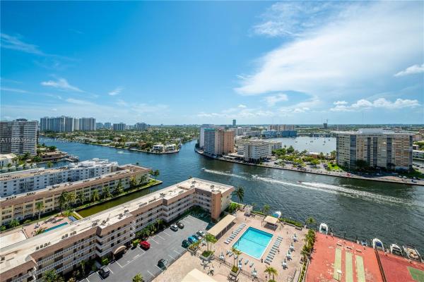 1865 S OCEAN DR #20K, HALLANDALE BEACH, FL 33009