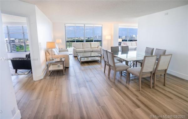 MYSTIC POINTE TOWER 500