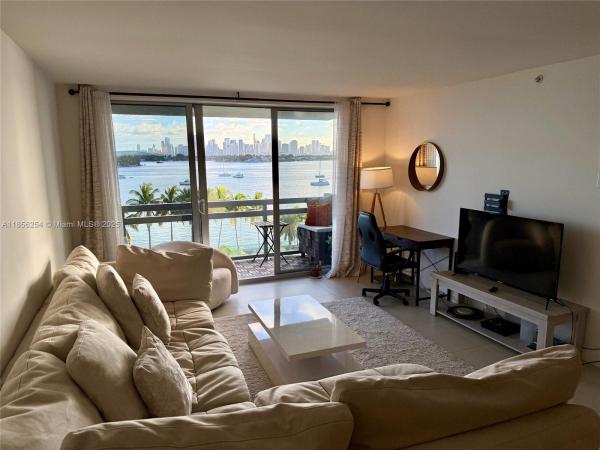 FLAMINGO SOUTH BEACH