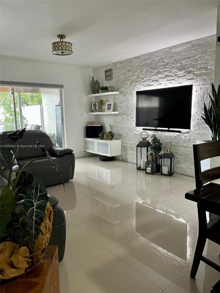 MARINA REAL CONDO NO 6