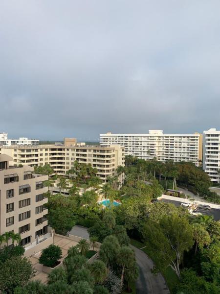 KEY COLONY NO 2 CONDO