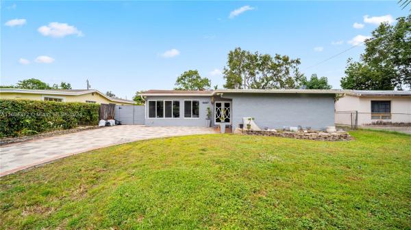 LINWOOD GARDENS NO 1