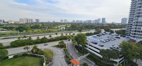 3300 NE 192ND ST #1012, AVENTURA, FL 33180