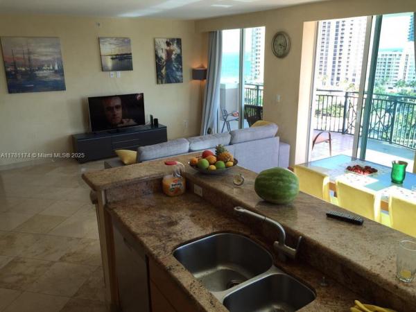 KING DAVID OF SUNNY ISLES