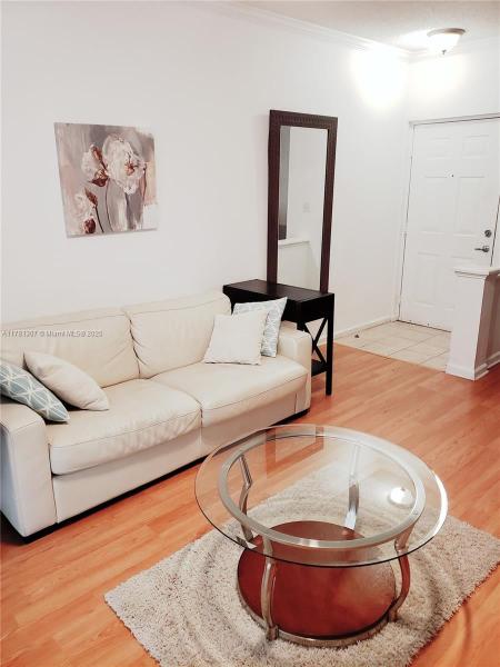 17125 N BAY RD #3403, SUNNY ISLES BEACH, FL 33160