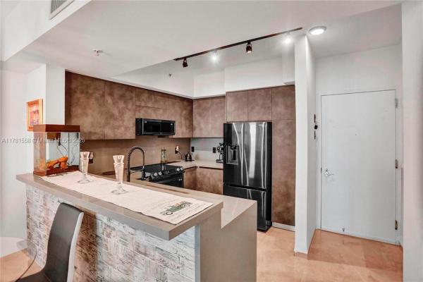 1755 E HALLANDALE BEACH BLVD #1608E, HALLANDALE BEACH, FL 33009