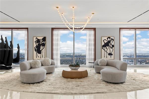 FOUR SEASONS RESIDENCES