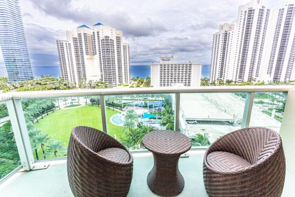 19370 COLLINS AVE #1403, SUNNY ISLES BEACH, FL 33160