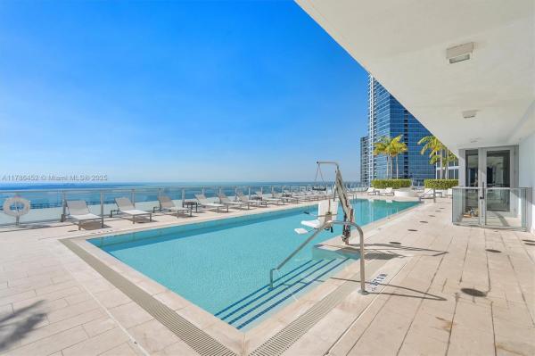 BRICKELLHOUSE CONDO