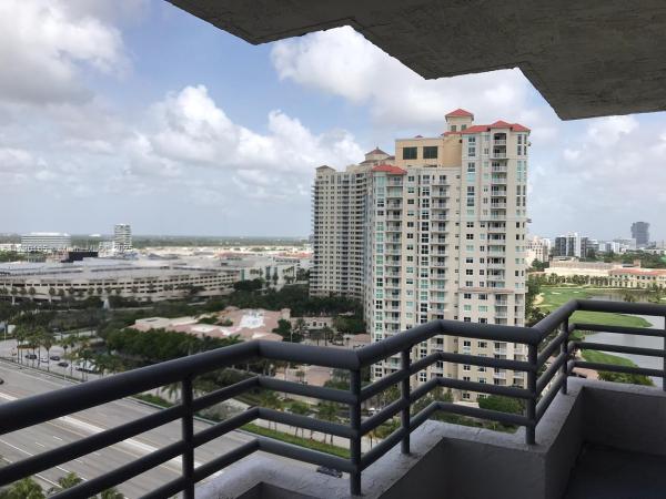 3300 NE 191ST ST #1806, AVENTURA, FL 33180