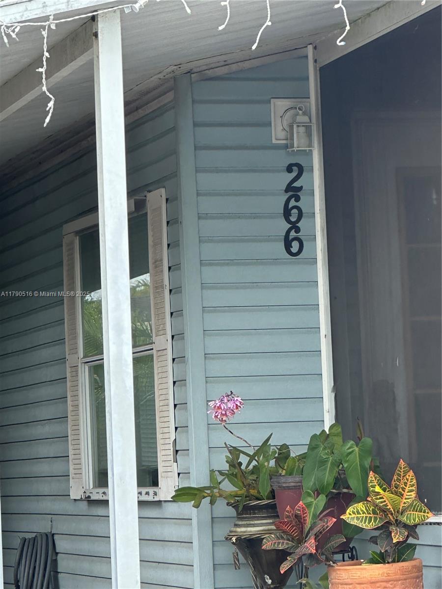 AMERICANA VILLAGE CONDO - фото