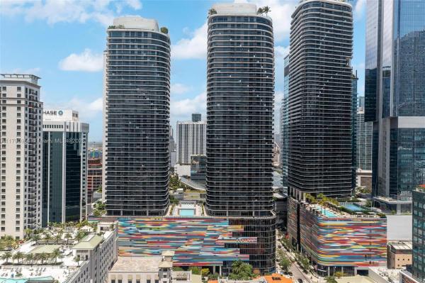BRICKELL HEIGHTS EAST CON