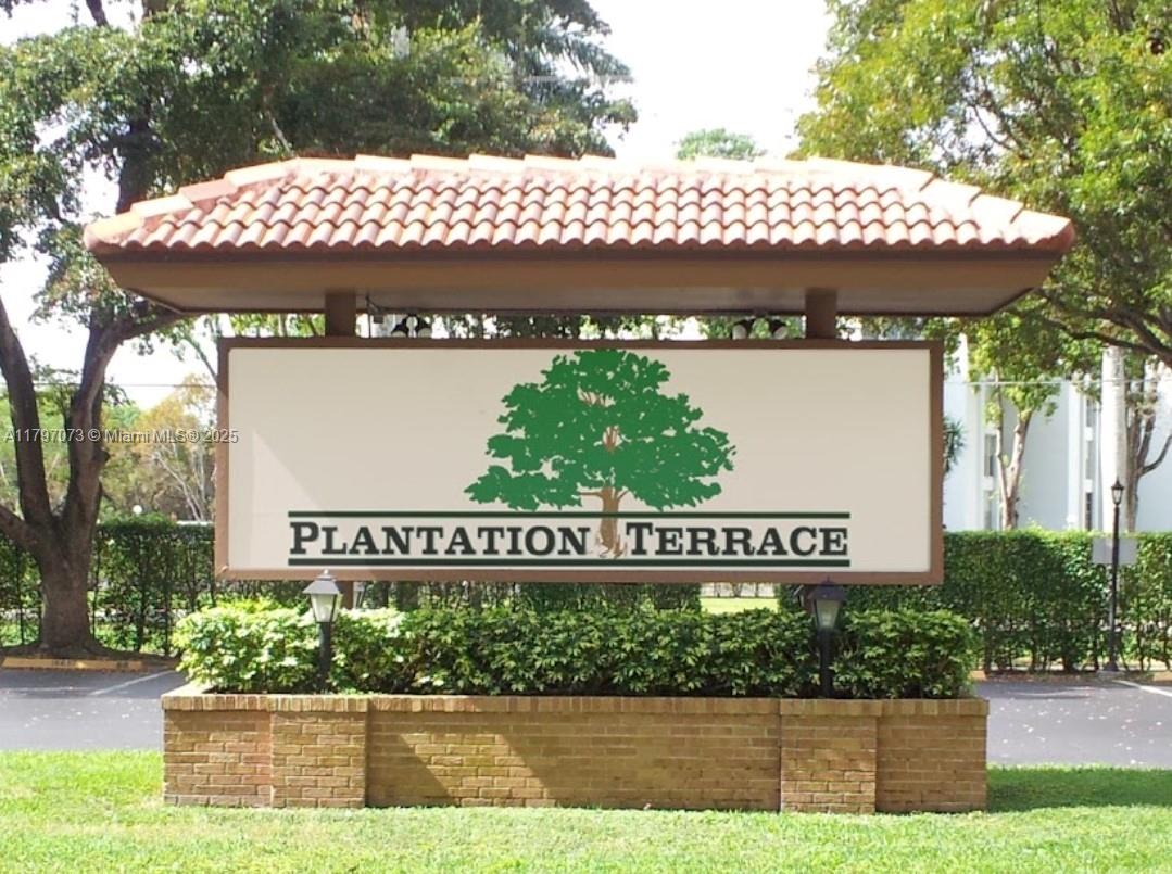 PLANTATION TERRACE - фото