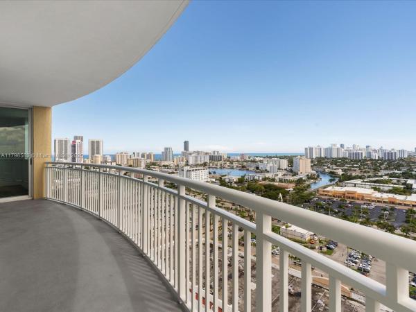 1745 E HALLANDALE BEACH BLVD #2007W, HALLANDALE BEACH, FL 33009