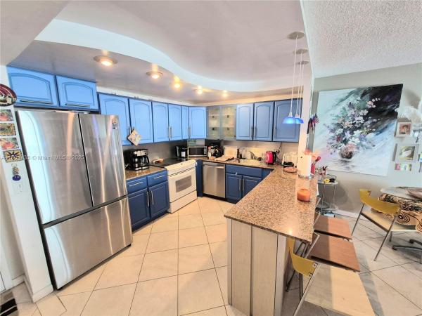 3800 S OCEAN DR #818, HOLLYWOOD, FL 33019