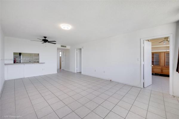 SECOND MOORINGS CONDO