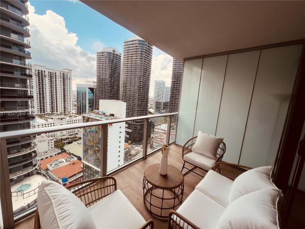 1010 BRICKELL AVE #2710, MIAMI, FL 33131