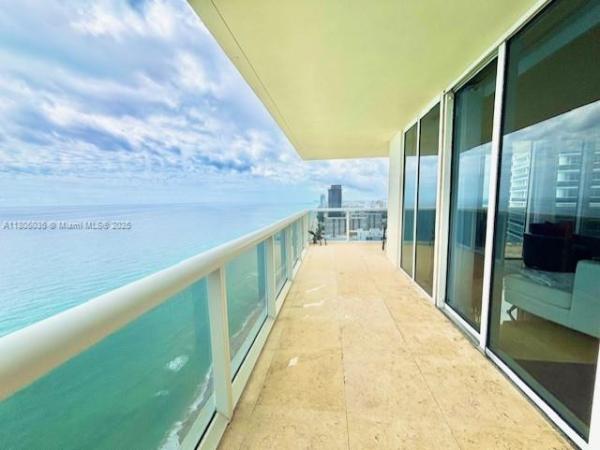 1830 S OCEAN DR #3702, HALLANDALE BEACH, FL 33009